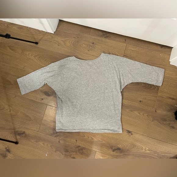 Hello Kitty Old Navy Collectabilities Grey Top Polka Dot Long Sleeve XL Sanrio - Picture 4 of 4